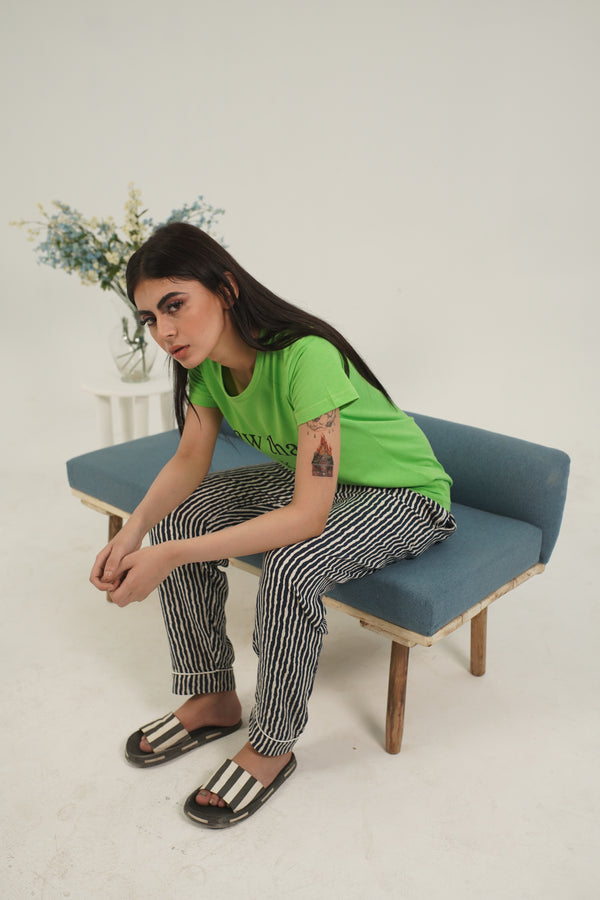 T-Shirt and trousers